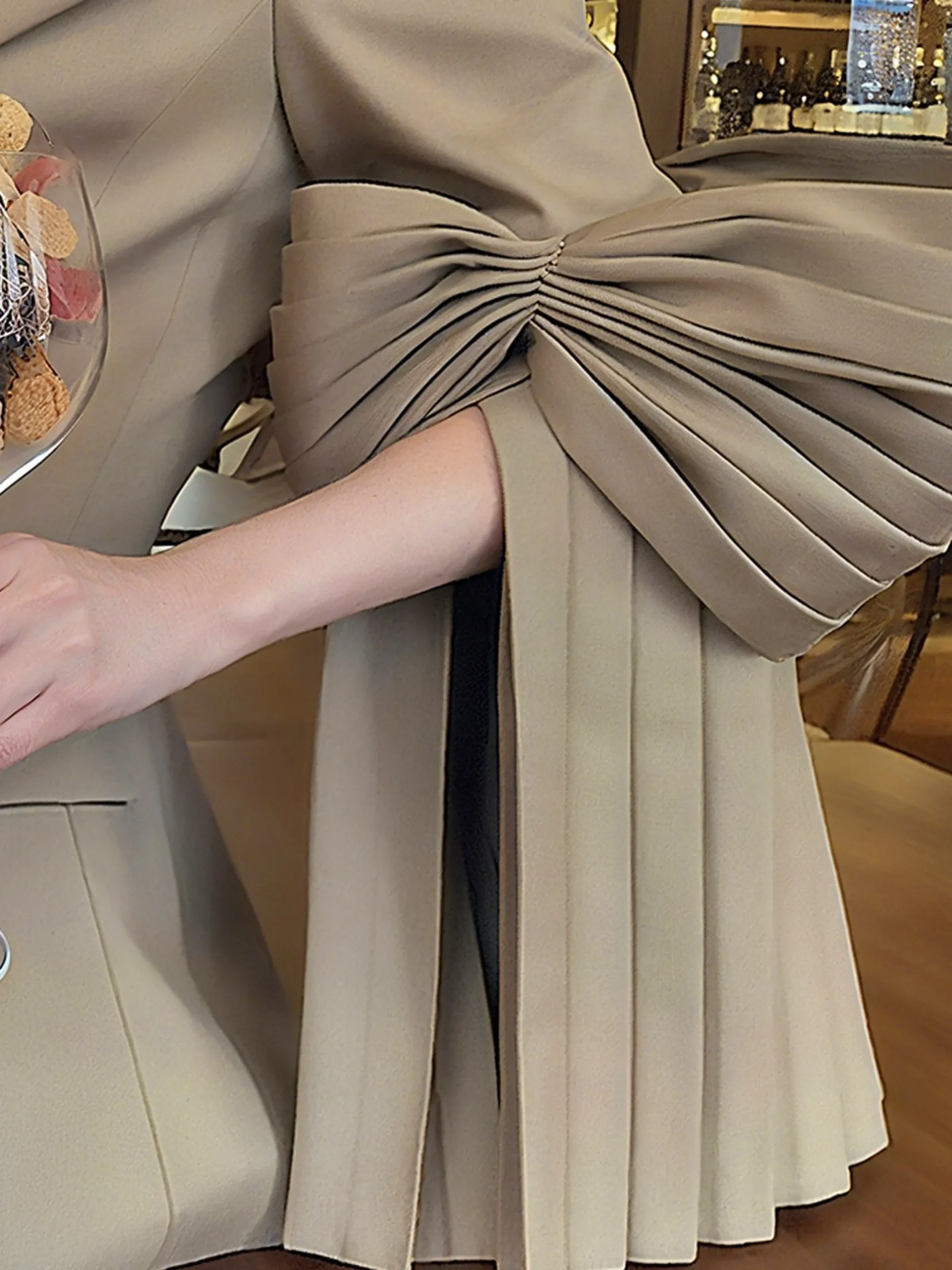 Elegant Bell Sleeve Bow Plain Lapel Collar Blazer