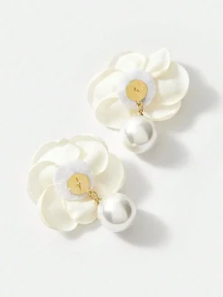 Elegant Flower Imitation Pearl Dangle Earrings