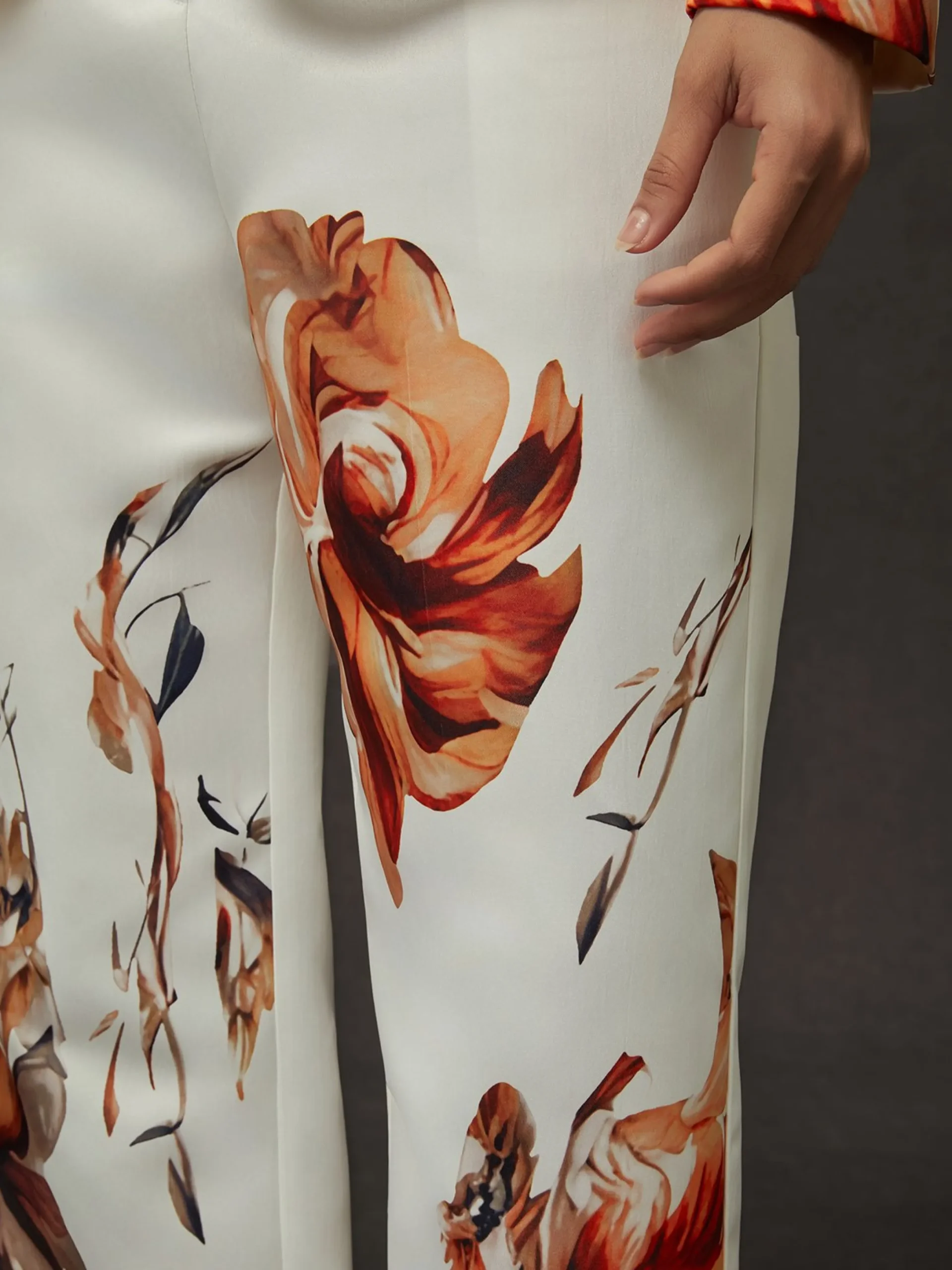 Elegant Luxury Satin Floral Straight-Leg Pants