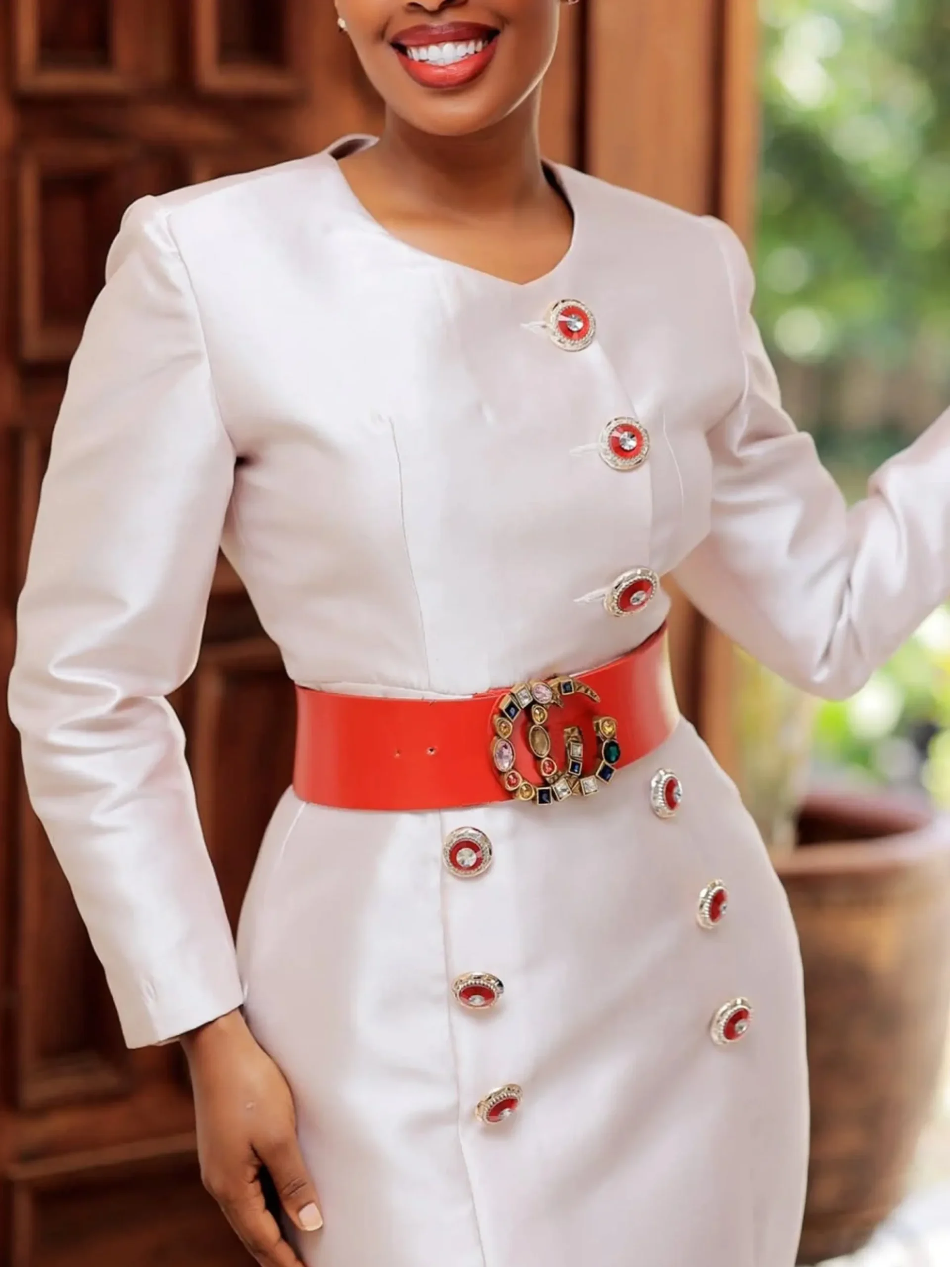 Elegant Plain Buttoned Crew Neck Knee Length Dress With Belt