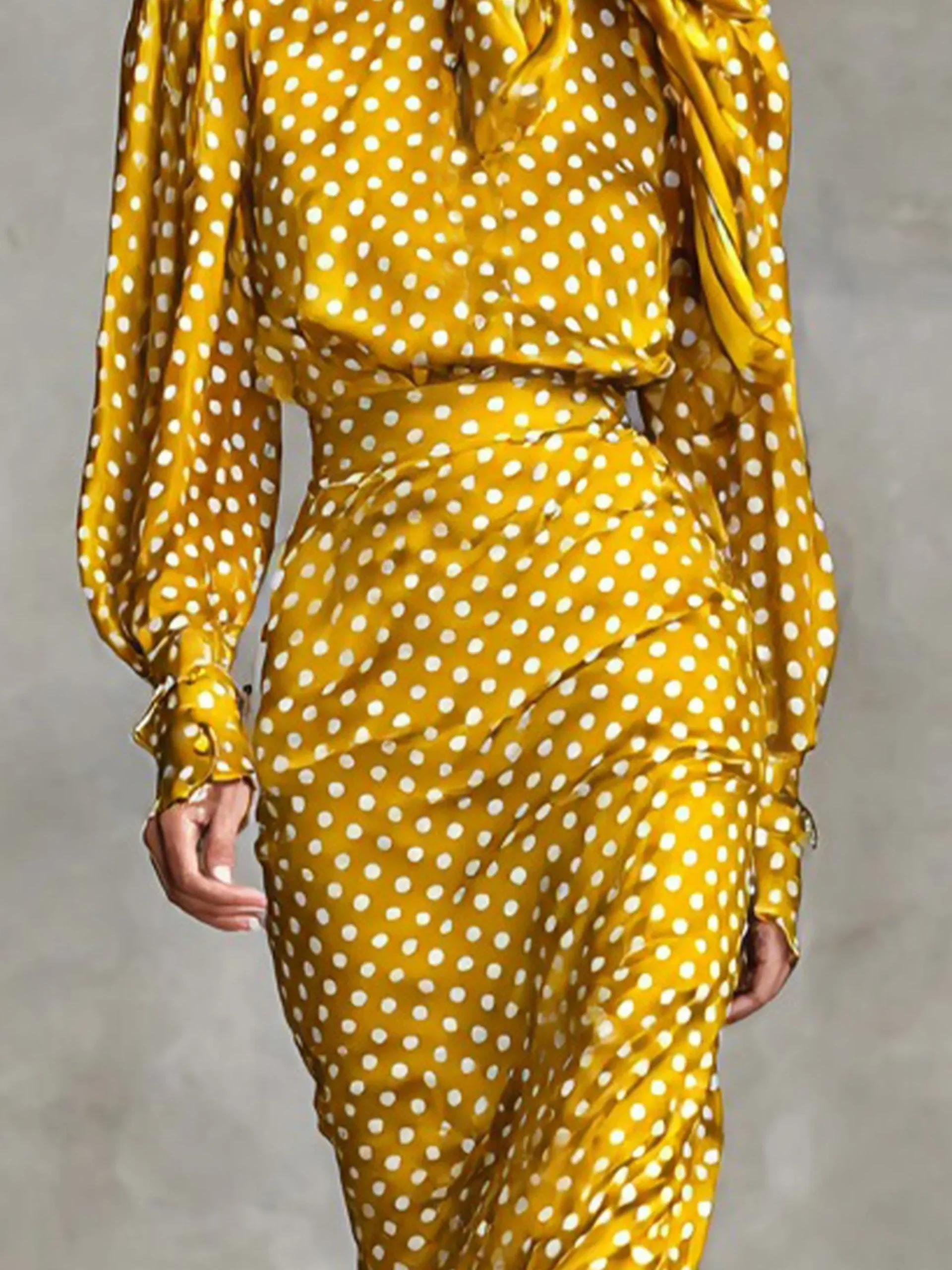 Elegant Polka Dots Printing Lace-up Crew Neck Blouse