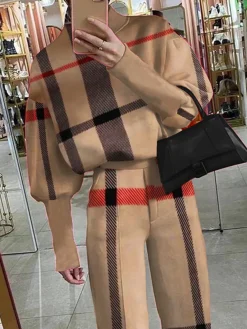 Half Turtleneck Urban Plaid Loose Sweatshirt