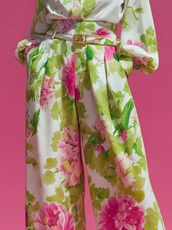 Plus Size Urban Floral Pocket Stitching Wide Leg Pants No Belt