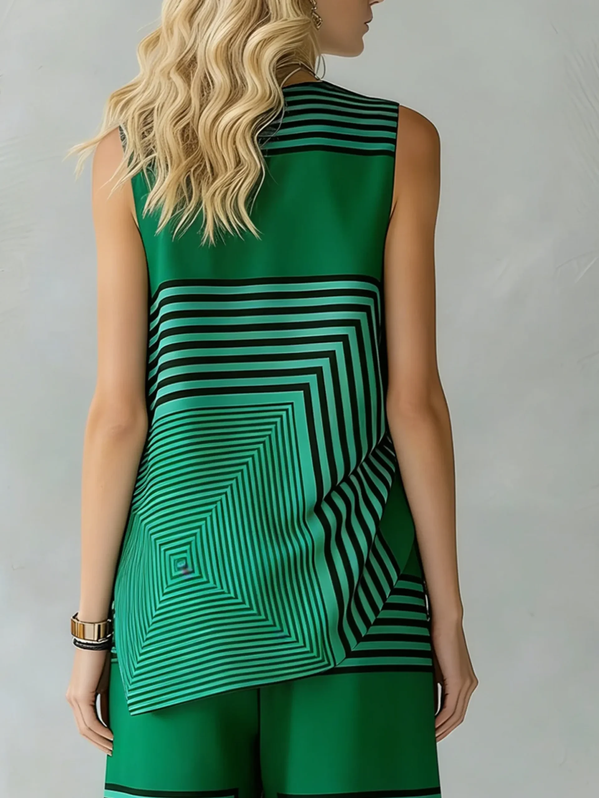 Urban Geometric Stripe Sleeveless Top Loose Fit Lightweight Daily
