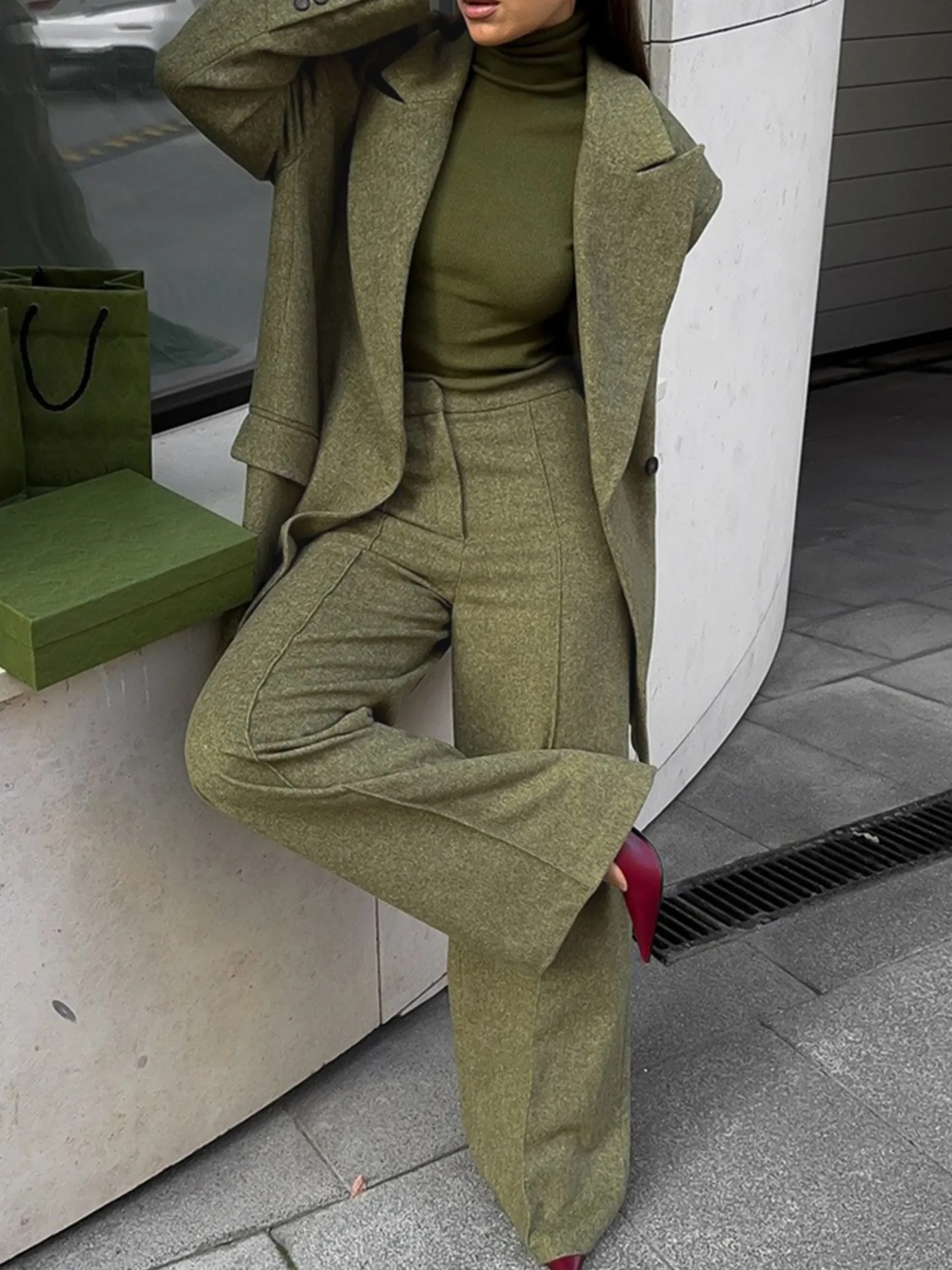 Urban Regular Sleeve Plain Lapel Collar Blazer