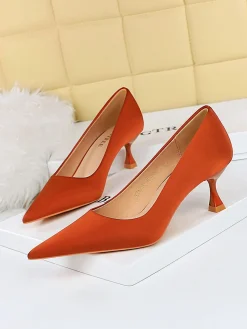 Women Minimalist Wineglass Heel Shallow Pumps